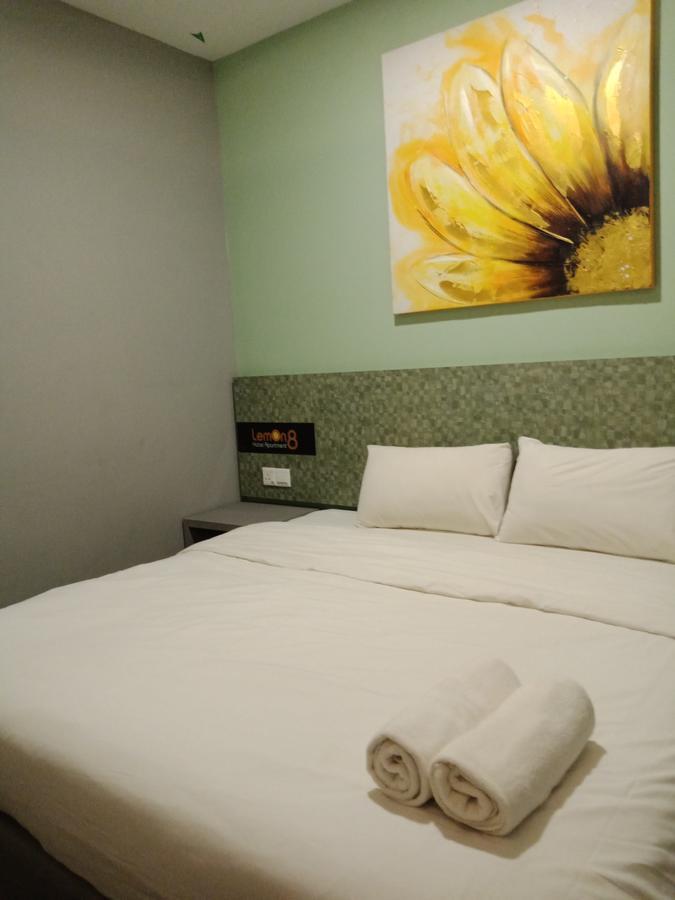 Lemon 8 Boutique Hotel @ Melaka Екстериор снимка
