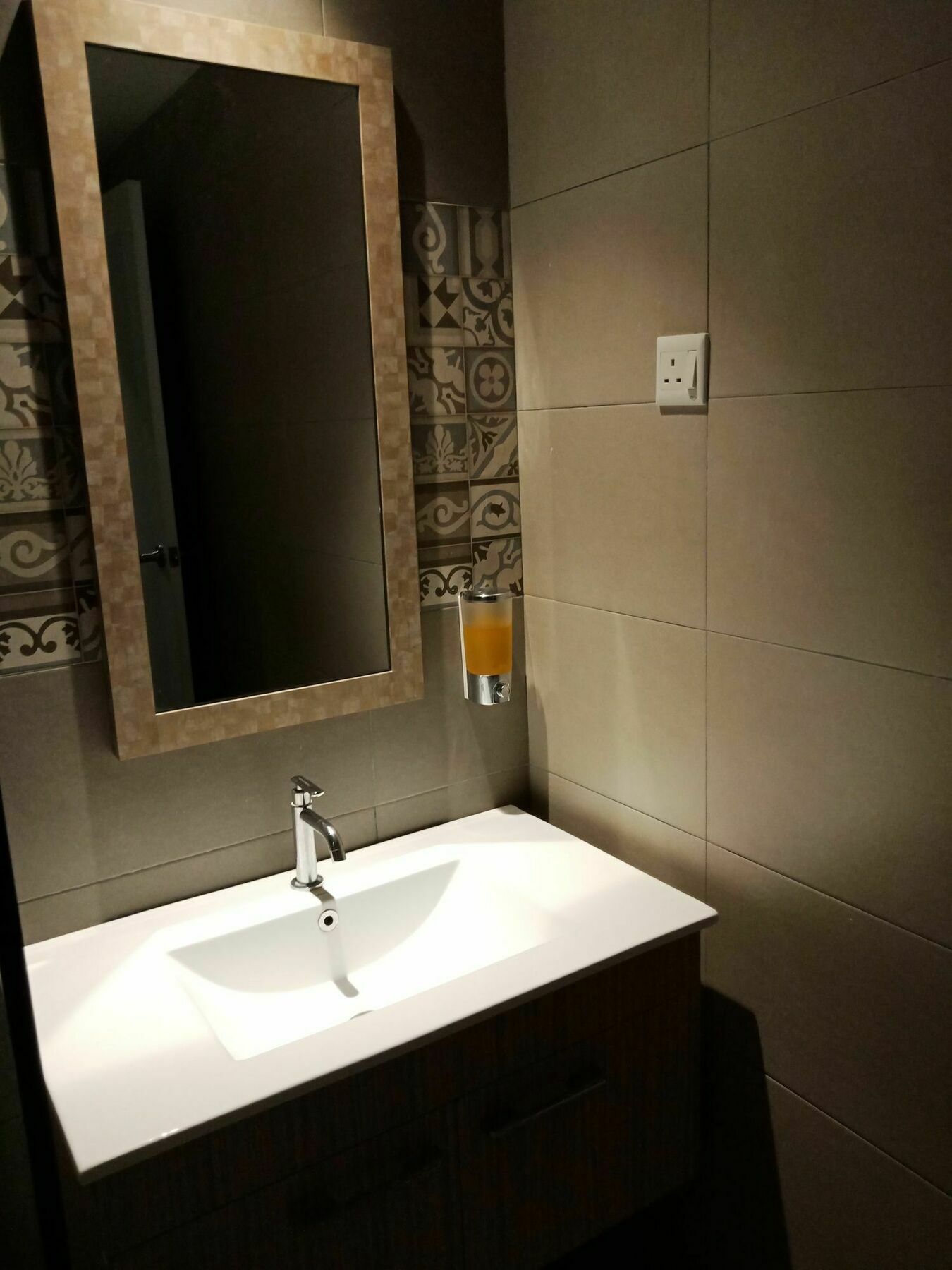 Lemon 8 Boutique Hotel @ Melaka Екстериор снимка